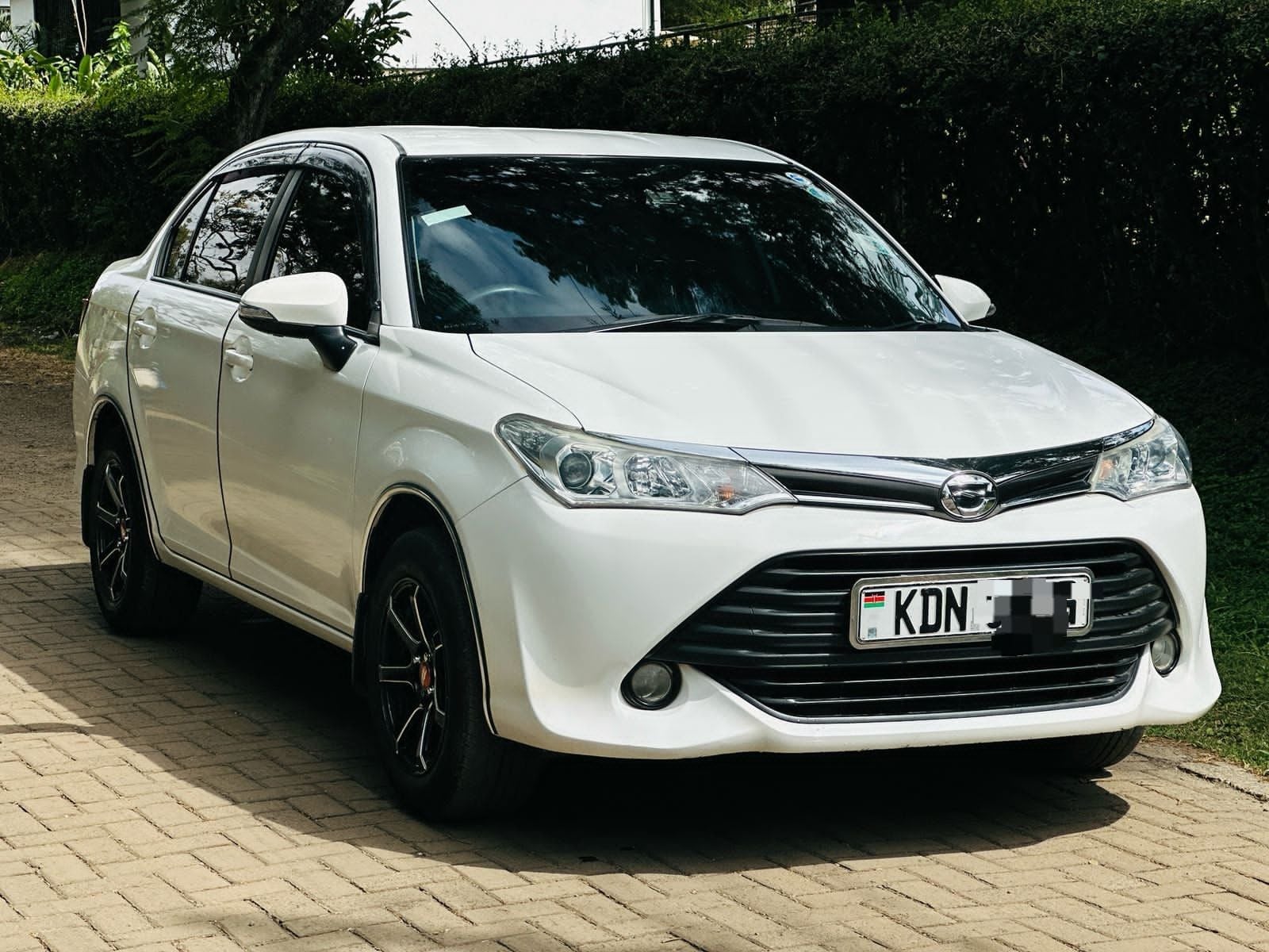 Toyota Axio 5 Seater